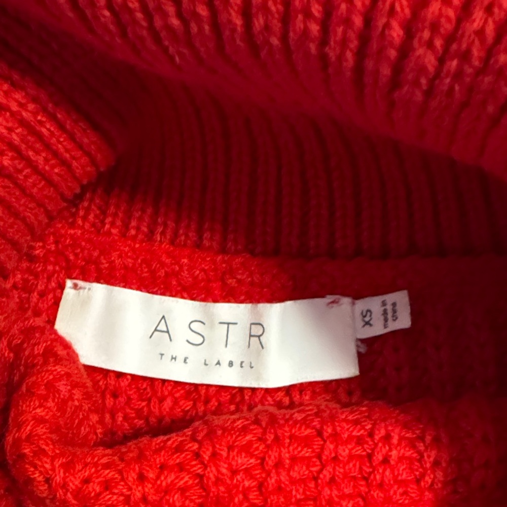 Astr Red Off-the-Shoulder Cut Out Sweater XS - Picture 3 of 4